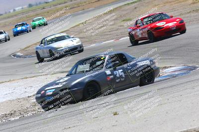 media/May-01-2022-CalClub SCCA (Sun) [[03a481c204]]/Group 5/Race (Offramp)/